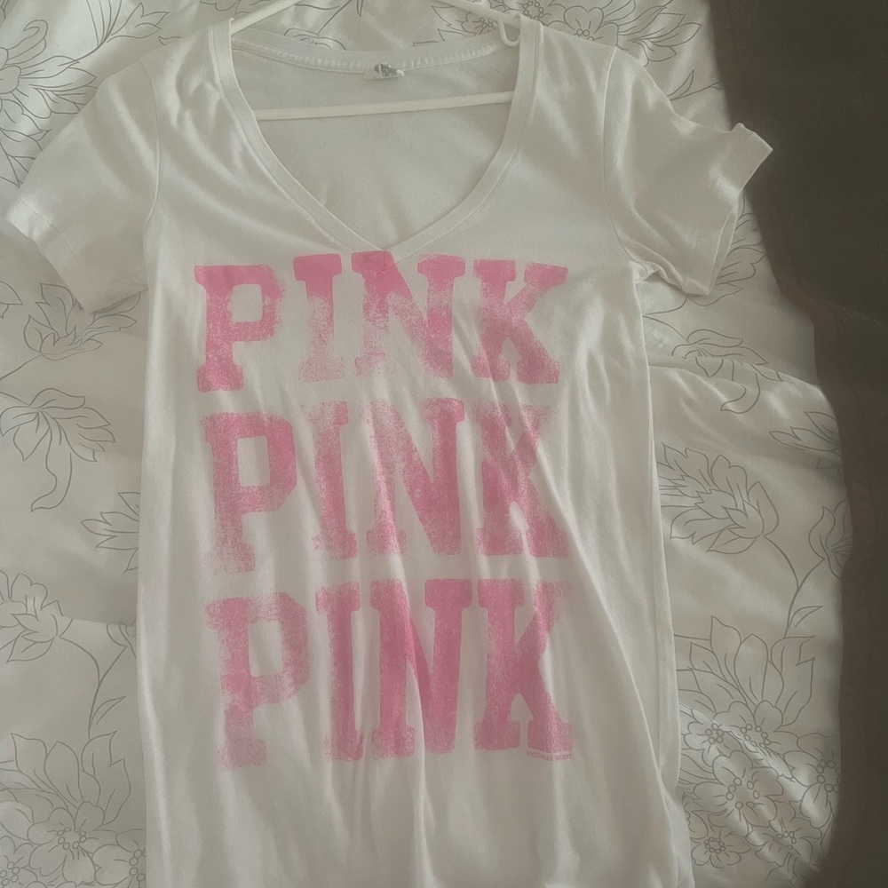 Victoria secret v-neck size small t-shirt